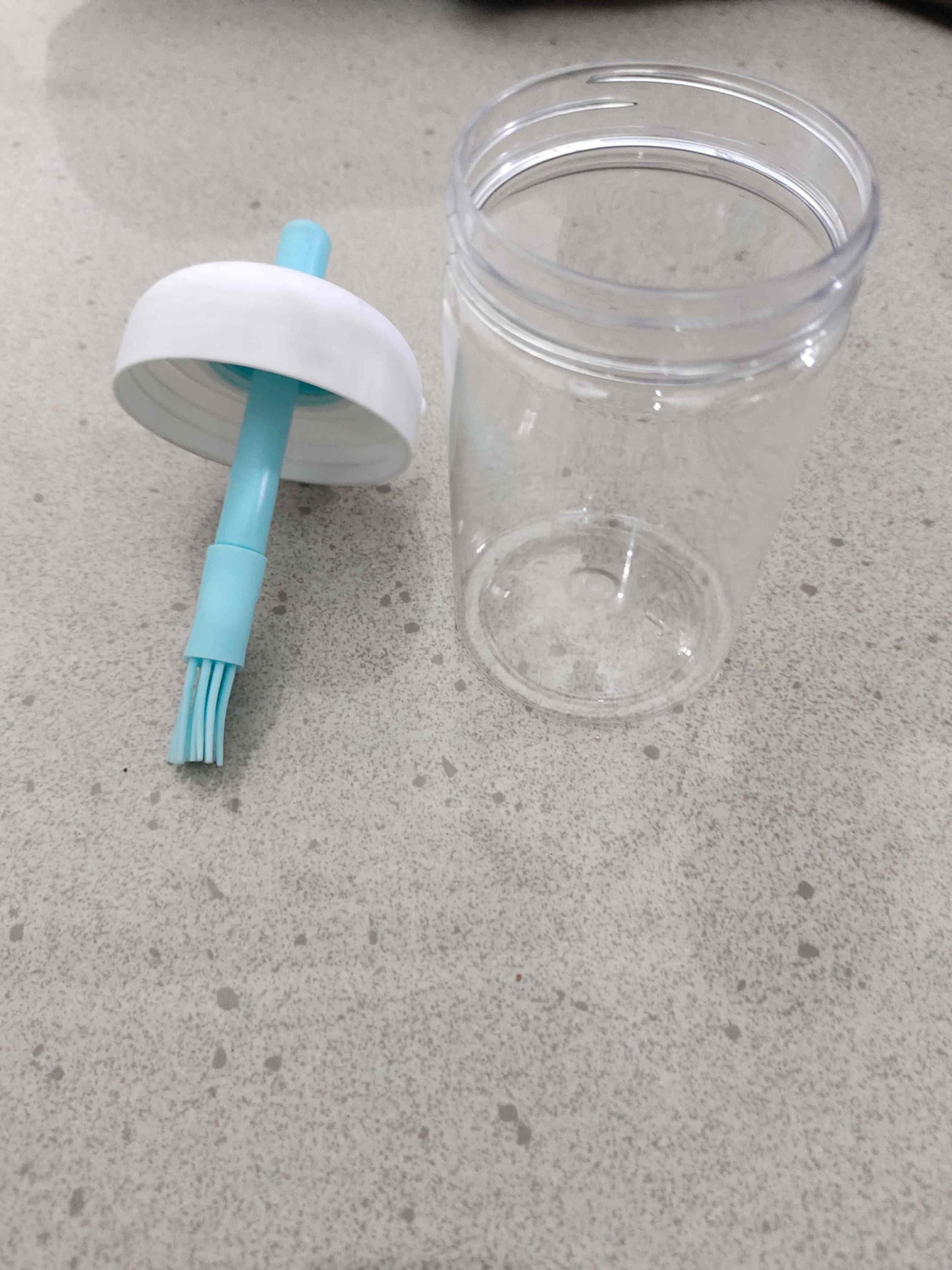 Plastic 2 In 1 Oil Dispenser 250 ml gj10p0-70